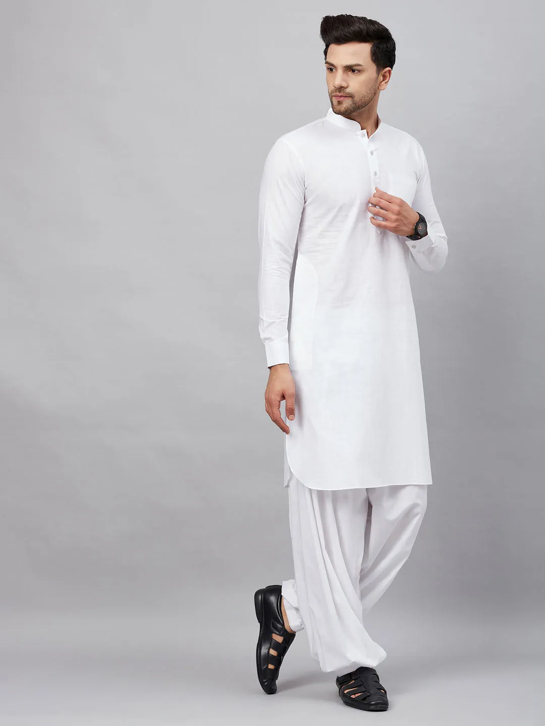 Jashvi Men's White Cotton Blend Pathani Suit Set