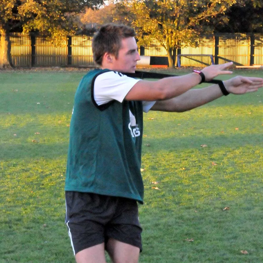 R80 Perfect Pass Trainer