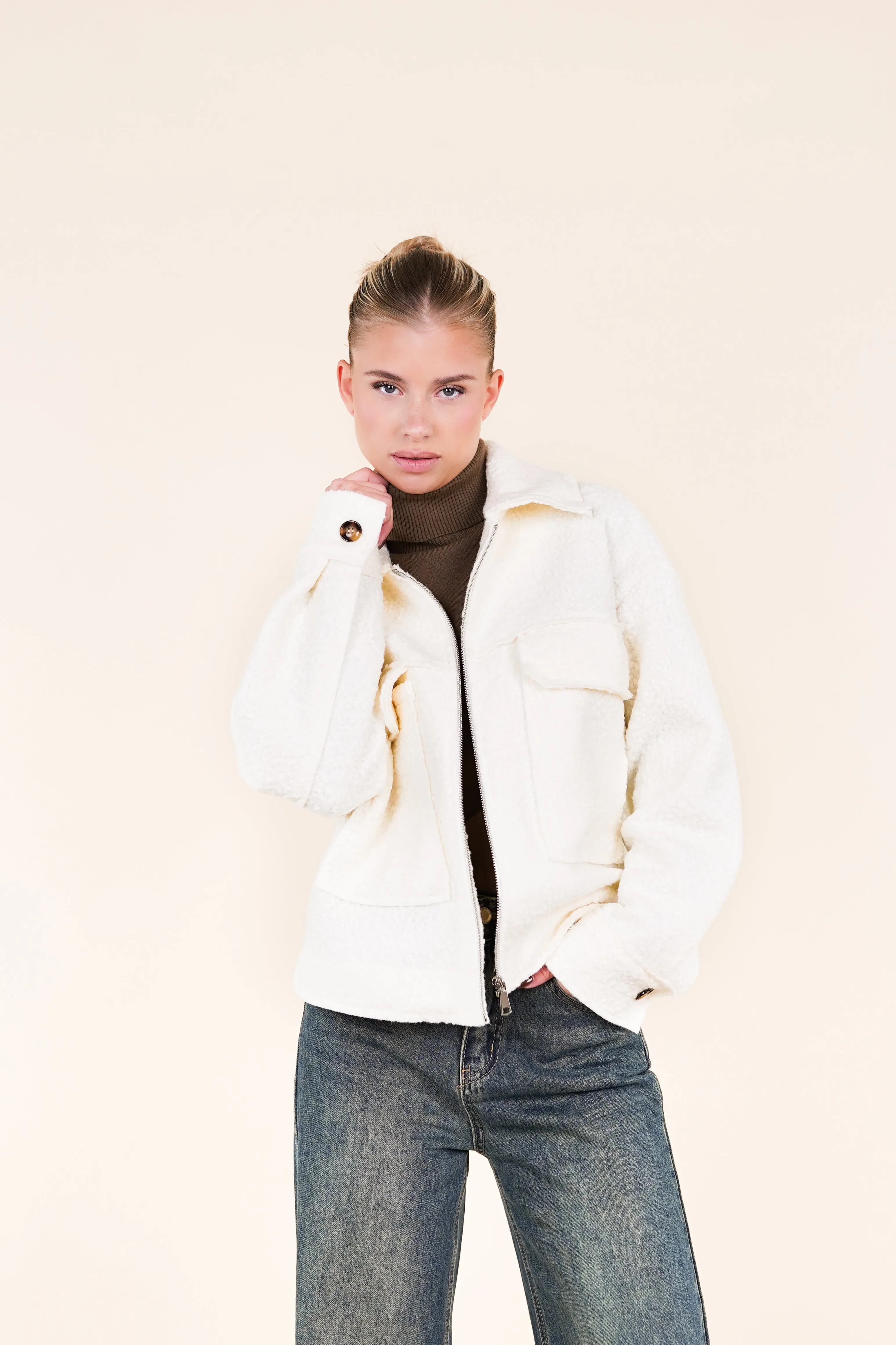 Teddy bomber jacket met rits off white - Xaja